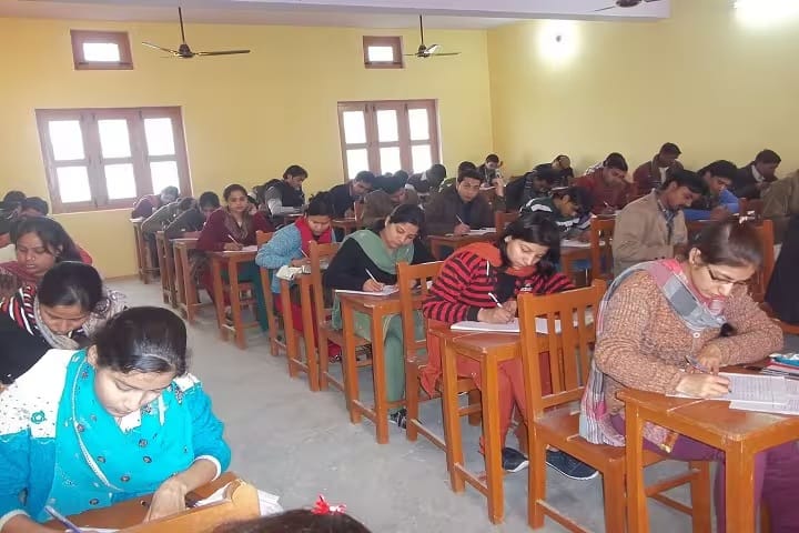 Model Public Law College, Chandausi campus photo 4