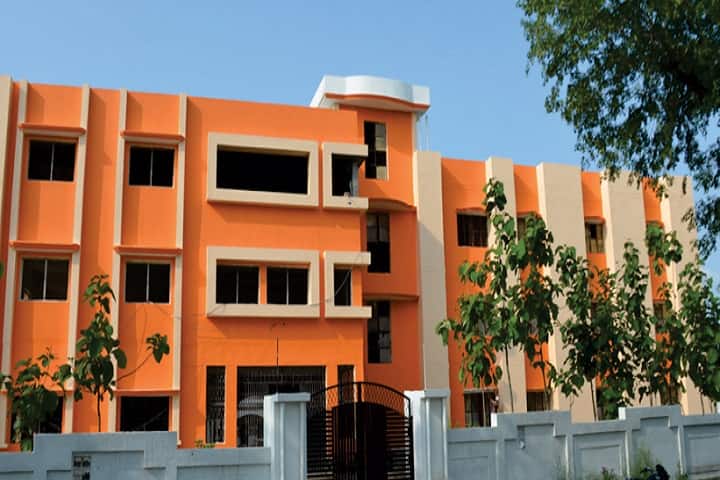 Manmeet Nagar Law College, Lakhimpur Kheri campus photo 2