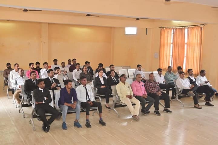 Mangla Devi Smarak Law College, Allahabad campus photo 4