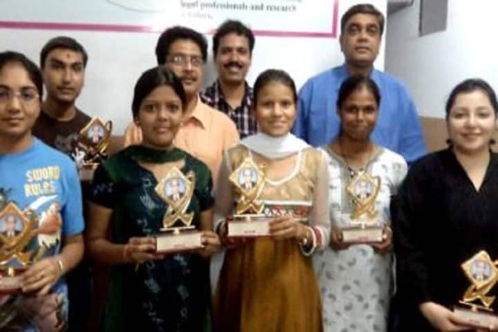 Maneklal Nanavati Law College, Ahmedabad campus photo 3