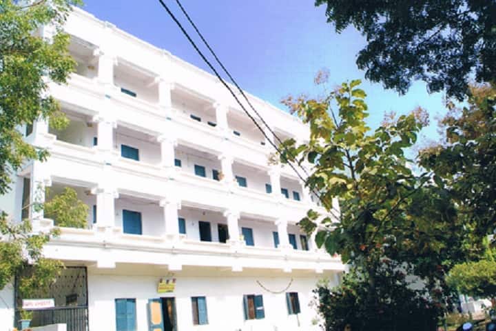 KDMG's Homoeopathic Medical College and Hospital, Shirpur campus photo 2