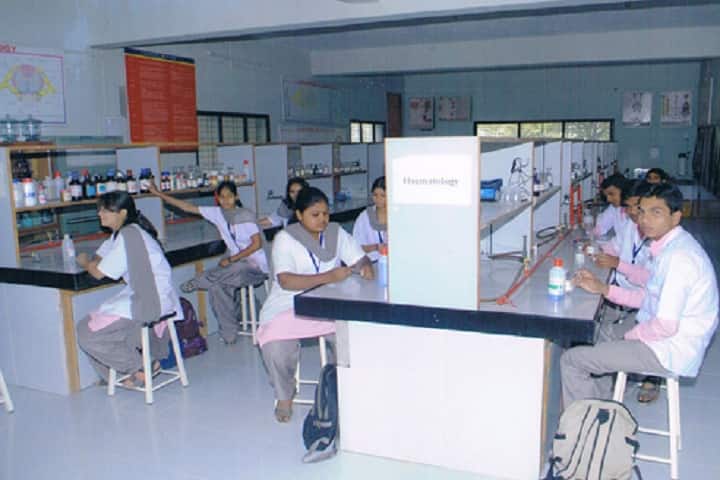 KDMG's Homoeopathic Medical College and Hospital, Shirpur campus photo 4