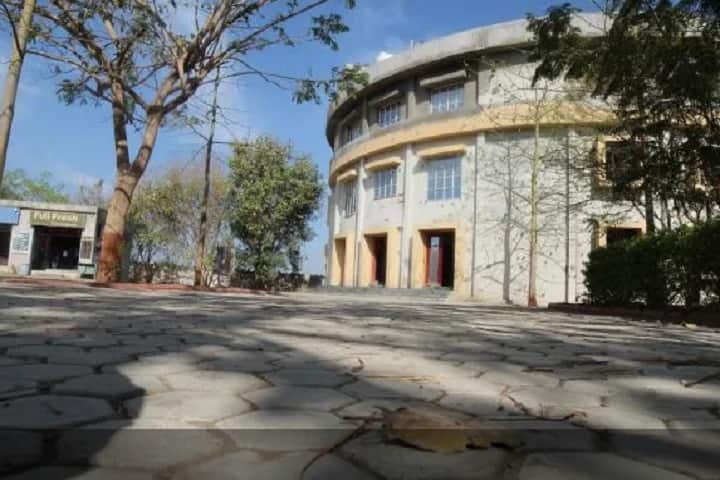 Shri HV Mehta Institute of Nursing, Rajkot campus photo 3