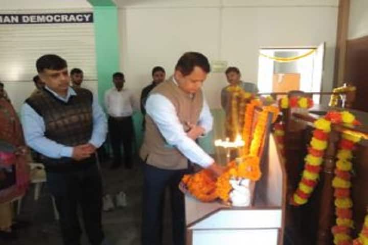 Lokbandhu Rajnarayana Law College, Varanasi campus photo 6