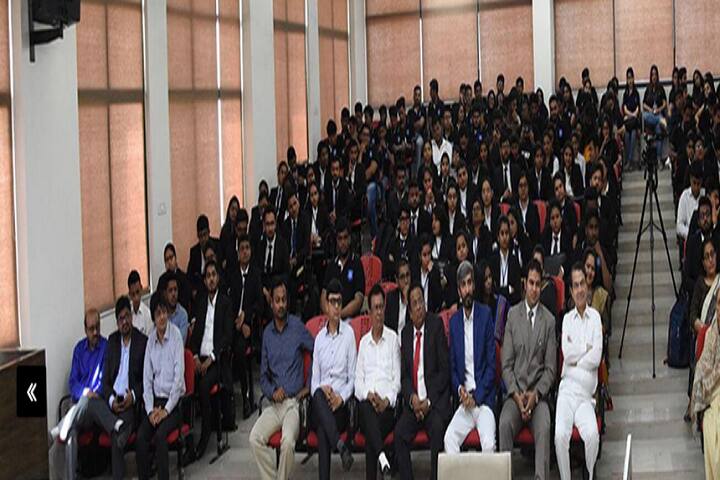 LJ School of Law, Ahmedabad campus photo 2