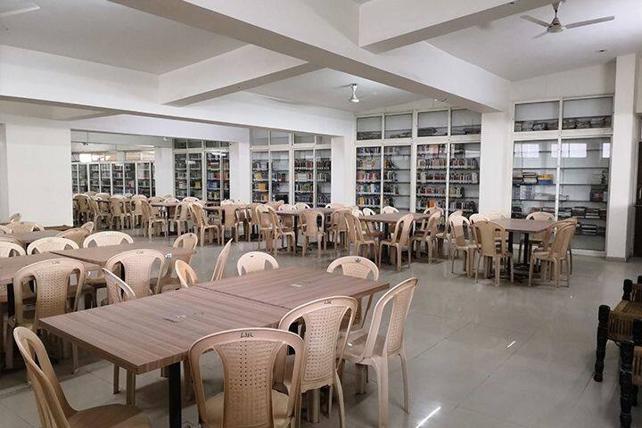 LJ School of Law, Ahmedabad campus photo 5