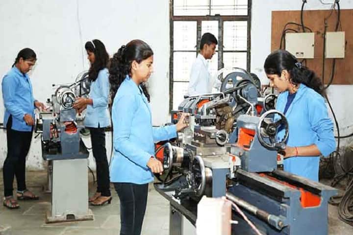 Samarth Polytechnic, Belhe campus photo 6