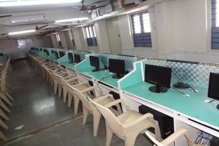 Smt ZS Patel College of Management and Technology, Surat campus photo 3