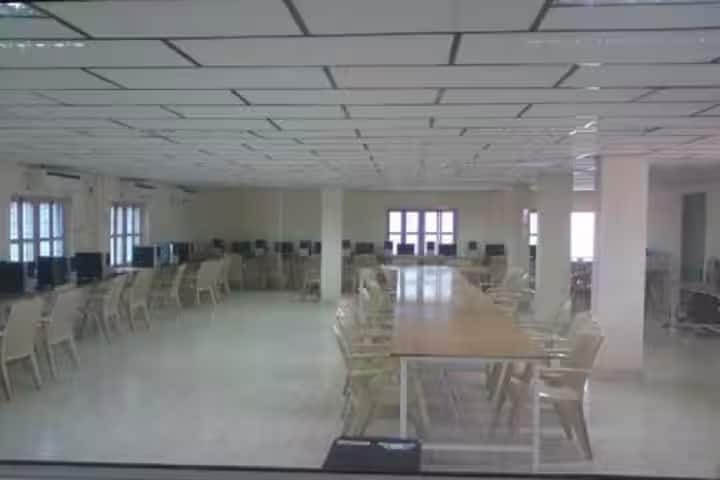 Lenora College of Engineering, Ramachandrapuram campus photo 4