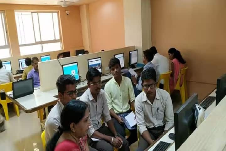 Sangameshwar College, Solapur campus photo 3