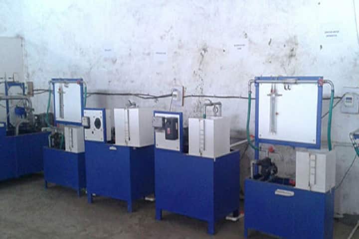 Sou Shardadevi Pandit Polytechnic Institute, Osmanabad campus photo 3