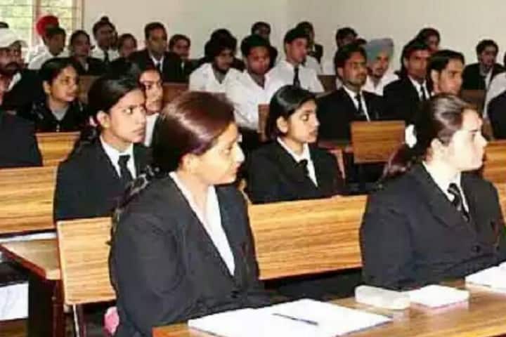 Kamta Prasad Mishra Law College, Allahabad campus photo 2