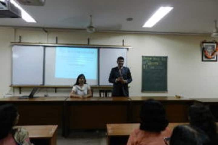 KC Law College, Mumbai campus photo 3