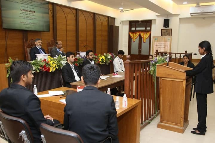 KC Law College, Mumbai campus photo 5