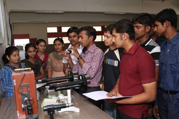 Karmayogi Engineering College, Solapur campus photo 3