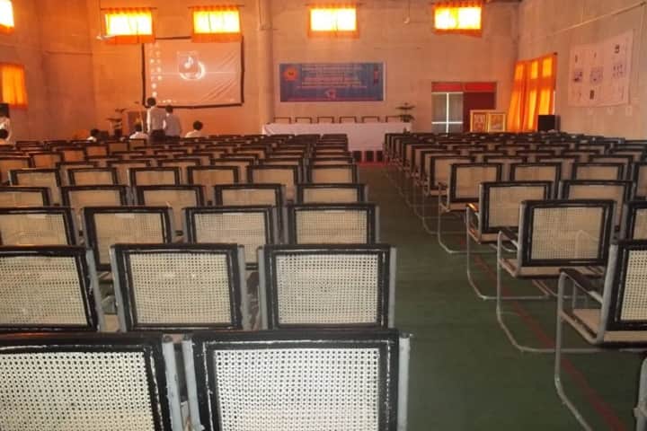 Karmayogi Engineering College, Solapur campus photo 2