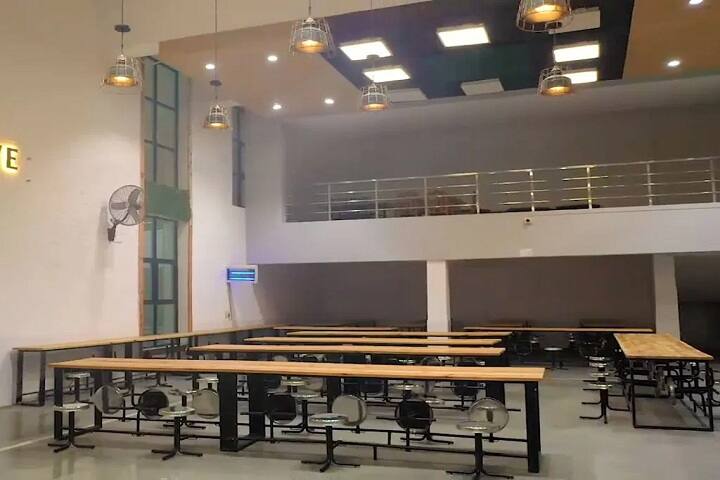 Oriental School of Business Management and Commerce, Indore campus photo 2