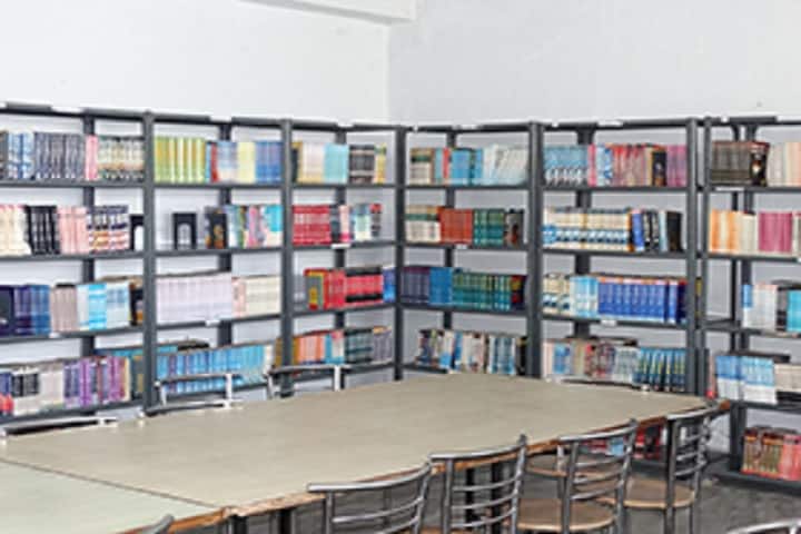 Janhit College of Law, Greater Noida campus photo 3