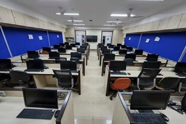 JCCL Mumbai campus photo 3