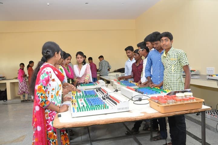 SJ BGS Polytechnic, Mandya campus photo 3