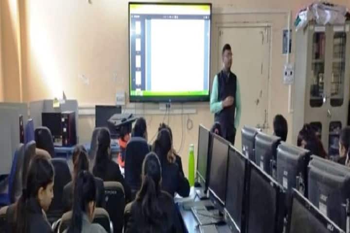 Government New Law College, Indore campus photo 3