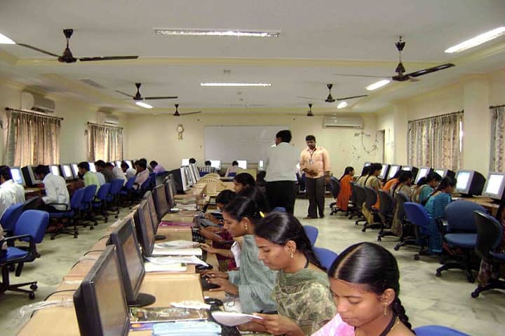 GS Law College, Auraiya campus photo 3