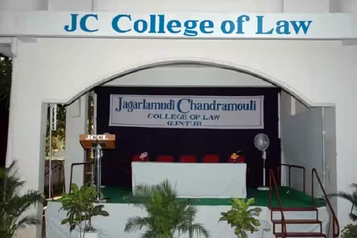 Jagarlamudi Chandramouli College of Law, Guntur campus photo 4