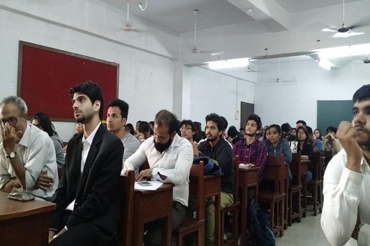 Rizvi Law College, Mumbai campus photo 2