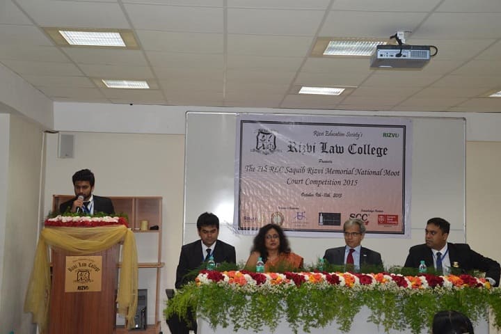 Rizvi Law College, Mumbai campus photo 4