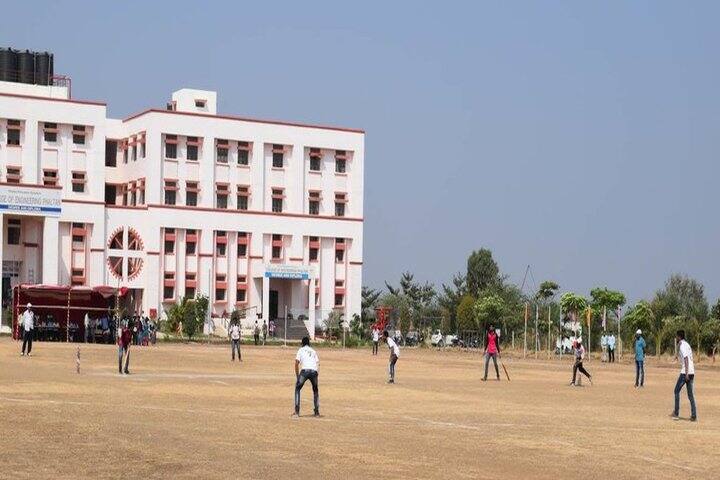 Phaltan Education Society's College of Engineering, Satara campus photo 4
