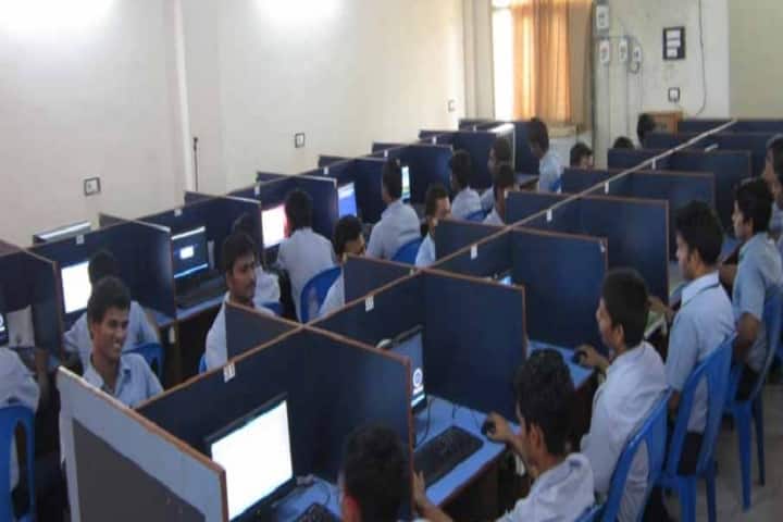 Praveenya Institute of Marine Engineering and Maritime Studies, Vizianagaram campus photo 3