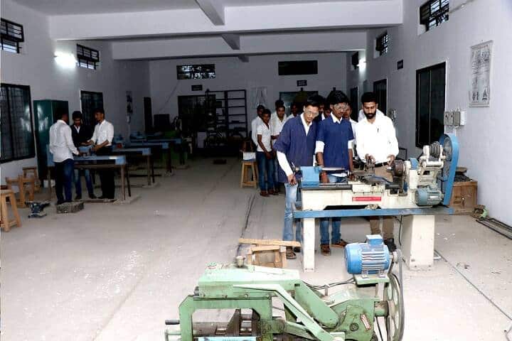 Shri Shivaji Institute of Engineering and Management Studies, Parbhani campus photo 6