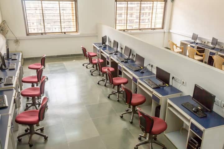 Smt Indira Gandhi College of Engineering, Navi Mumbai campus photo 3