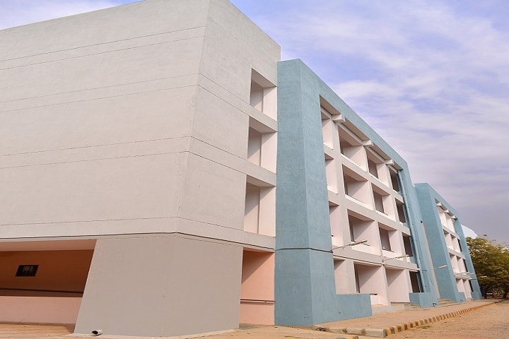 RC Technical Institute, Ahmedabad campus photo 6