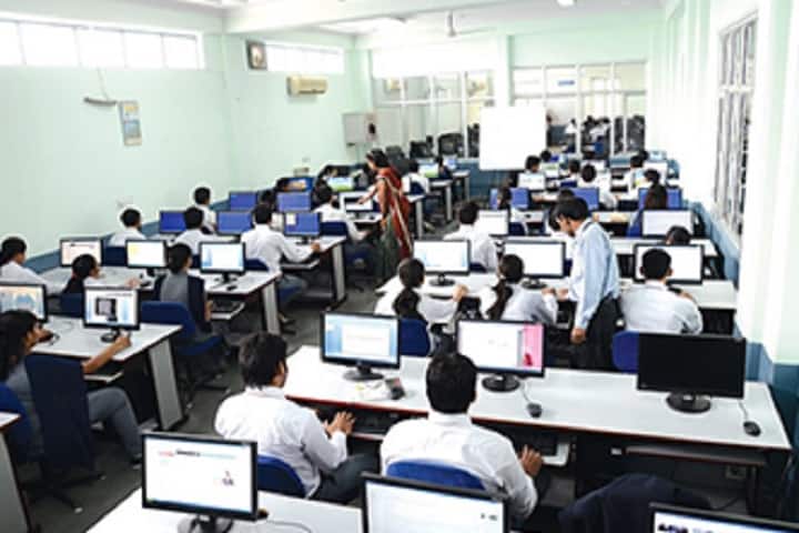 IME Law College, Ghaziabad campus photo 4
