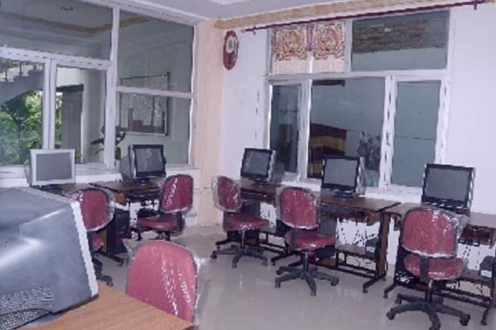 Heera Lal Yadav Law College, Lucknow campus photo 4