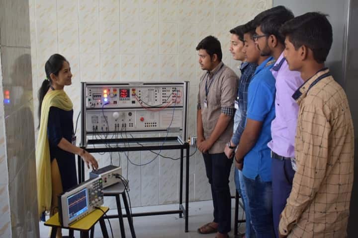 Shree Swaminarayan Polytechnic, Gandhinagar campus photo 3