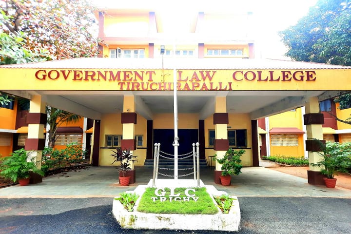 Government Law College, Tiruchirappalli campus photo 2
