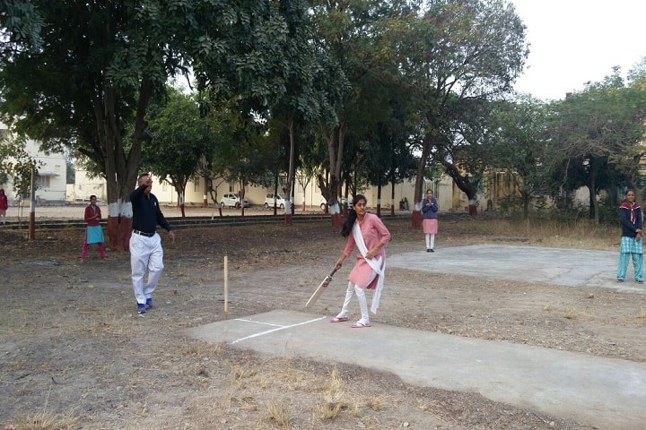 Gurukul Mahila Arts and Commerce College, Porbandar campus photo 2