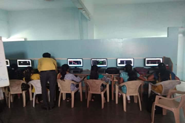 Shivaji Polytechnic College, Sangola campus photo 2