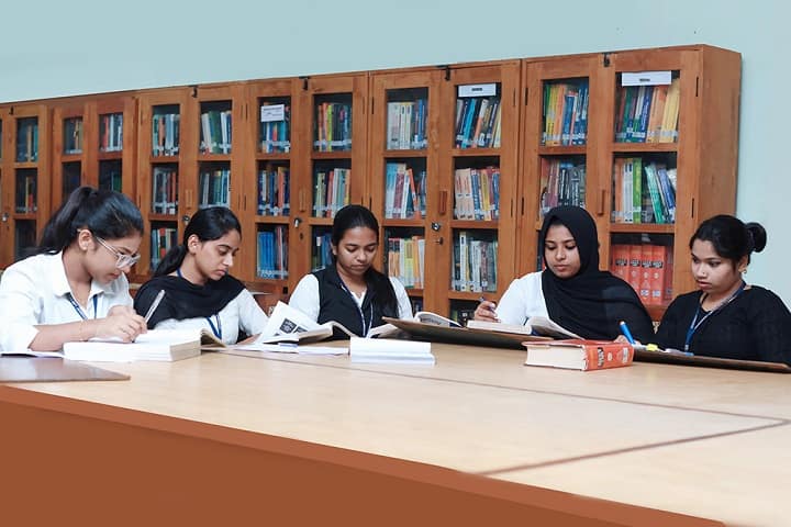 Government Law College, Kozhikode campus photo 4