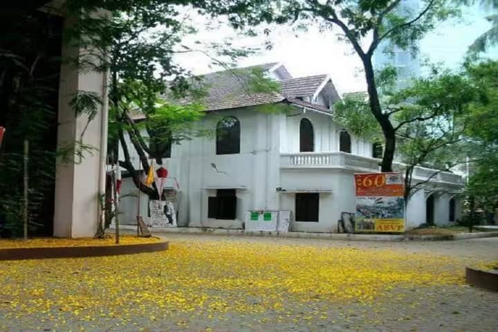 Government Law College, Ernakulam campus photo 2