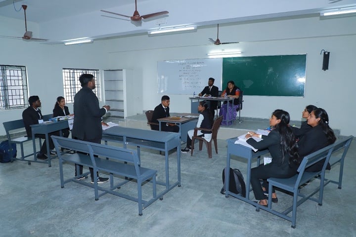 Government Law College, Ramanathapuram campus photo 2