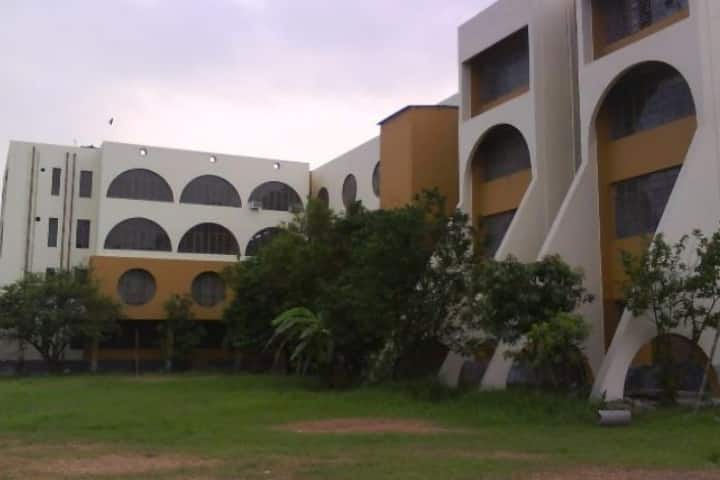 GCELT Kolkata campus photo 2