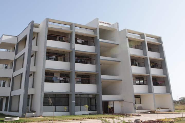 Gokul Integrated Law College, Siddhpur campus photo 3