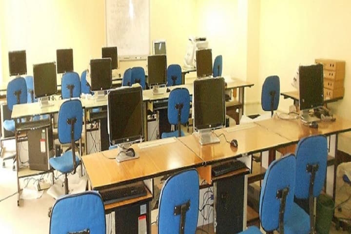 Residential Girls' Polytechnic, Golaghat campus photo 2