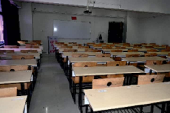 Jadhavar College of Law, Pune campus photo 5
