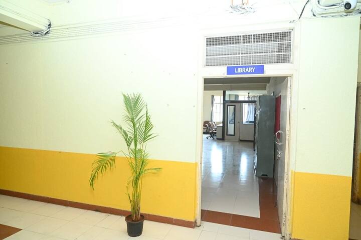 Late Adv Ku Shalaka Santosh Khandge Law College, Pune campus photo 6