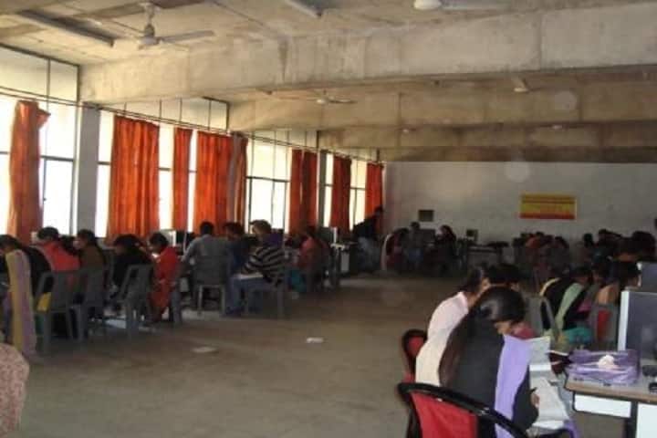 Pt JR Polytechnic College, Hoshiarpur campus photo 3