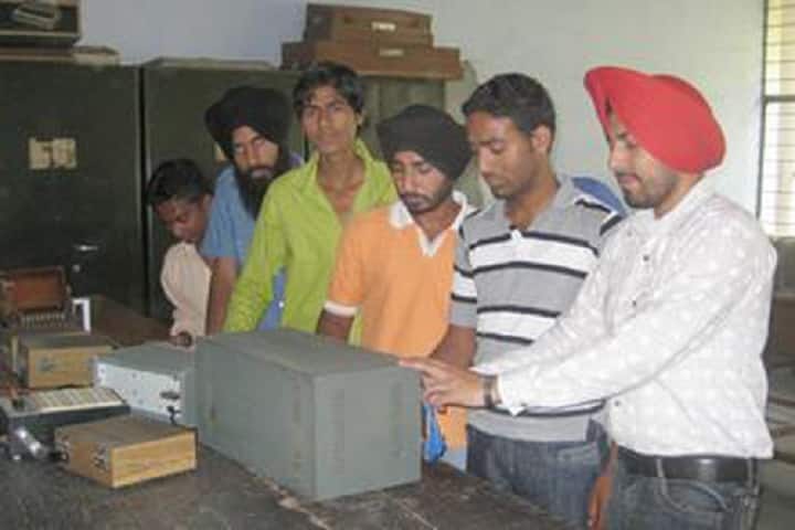 Pt JR Polytechnic College, Hoshiarpur campus photo 4